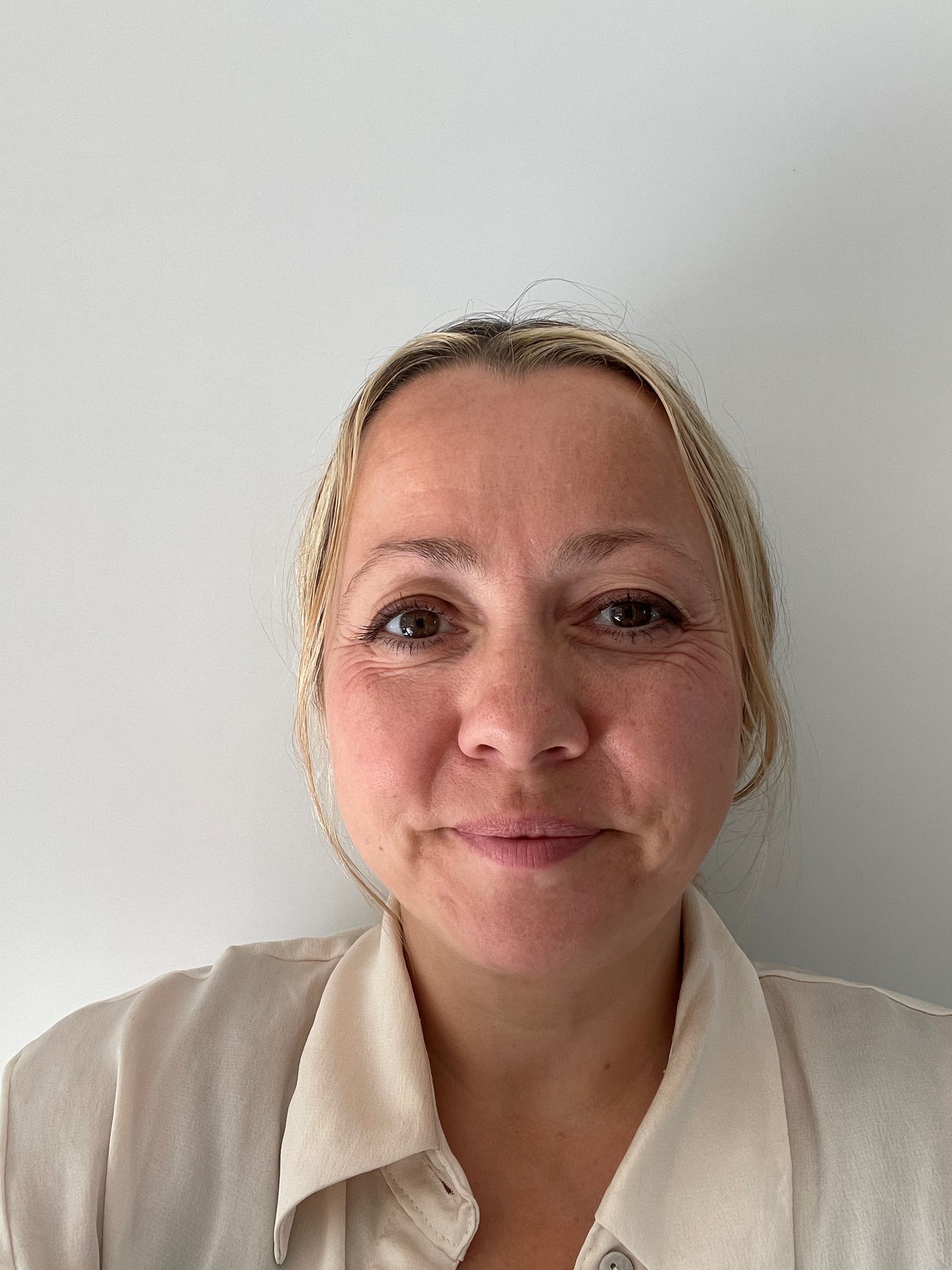 Dr Emma Williamson